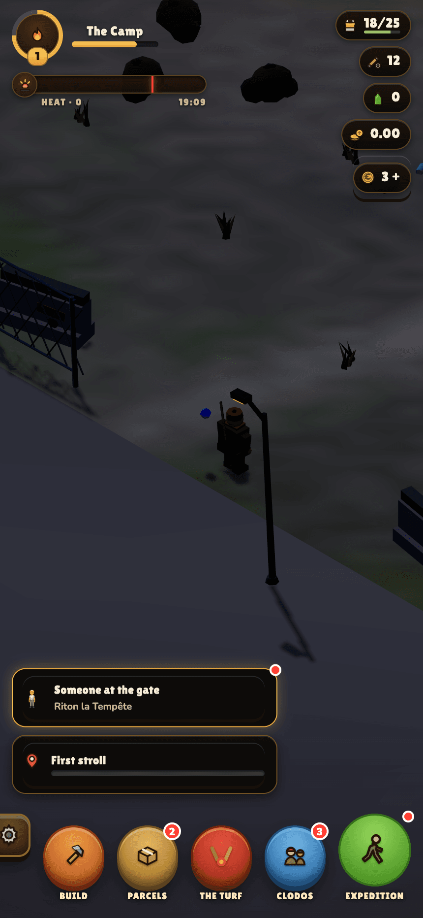The camp on device at night — a lone clodo under the streetlamp and a notification: Someone at the gate, Riton la Tempête